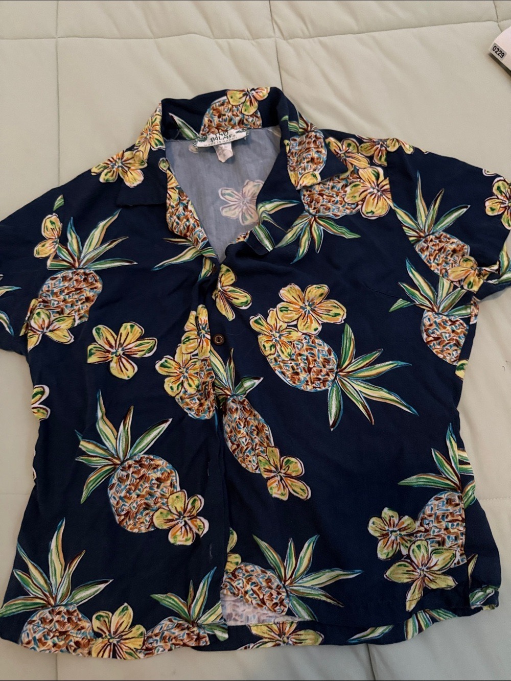 #0226 Two Palms Made in Hawaii Pineapple Hibiscus Hawaiian Shirt XS